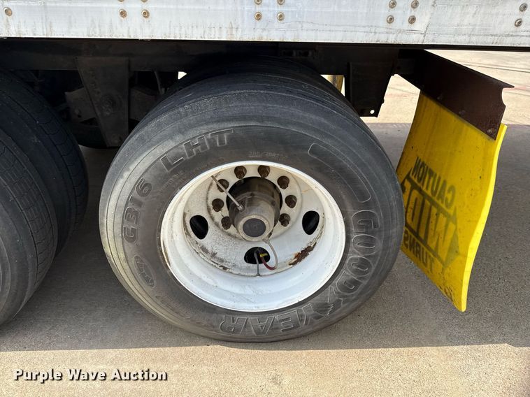 image for item DX5552 2015 Wabash DVCVHPC dry van trailer