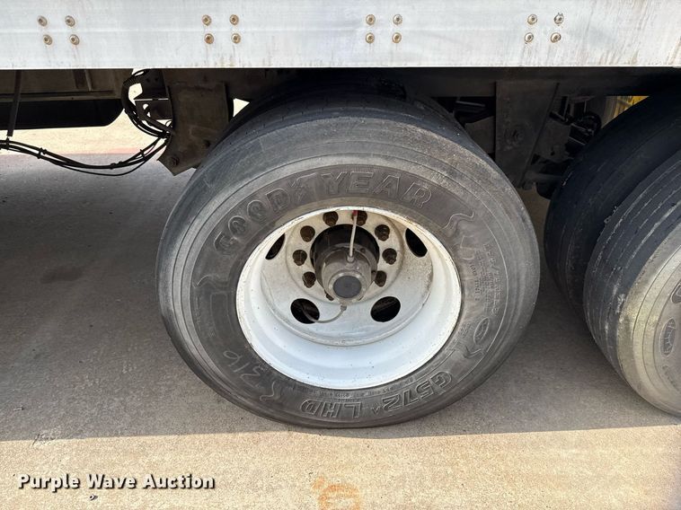 image for item DX5552 2015 Wabash DVCVHPC dry van trailer