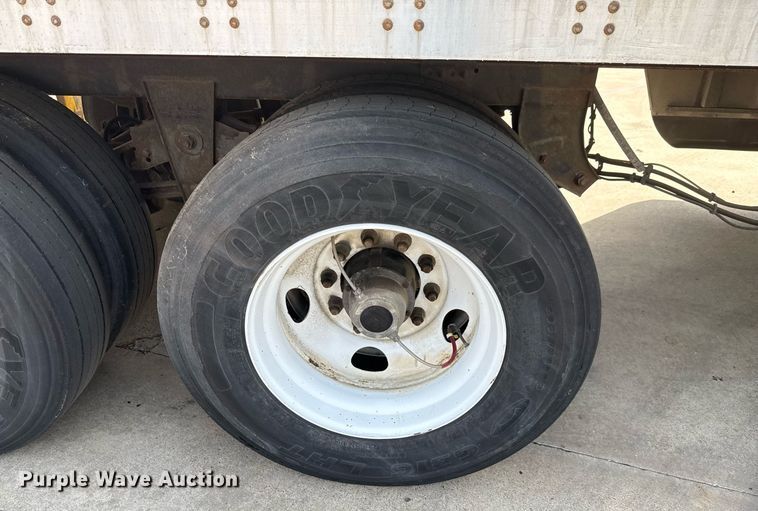 image for item DX5553 2015 Wabash DVCVHPC dry van trailer