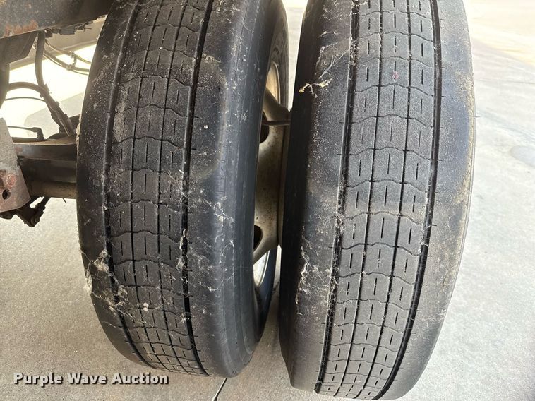 image for item DX5553 2015 Wabash DVCVHPC dry van trailer