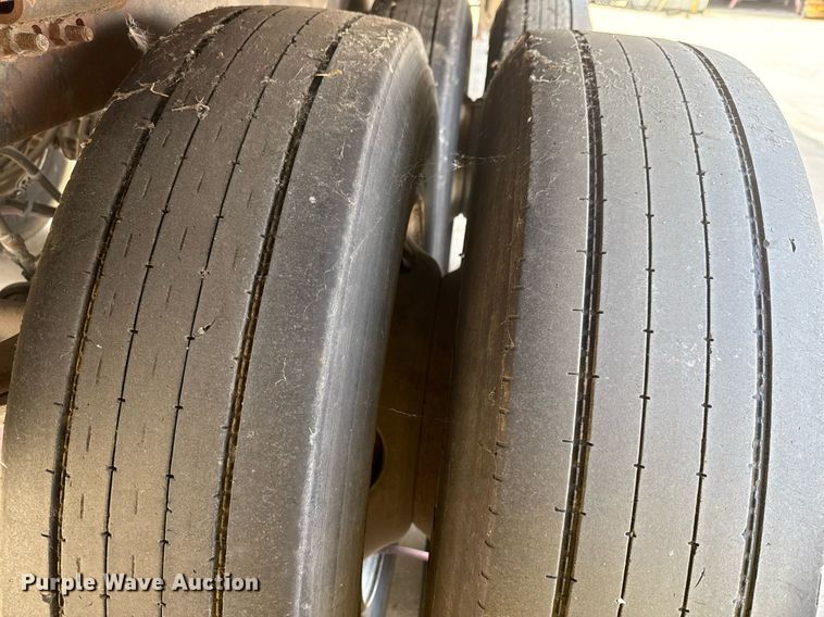 image for item DX5553 2015 Wabash DVCVHPC dry van trailer