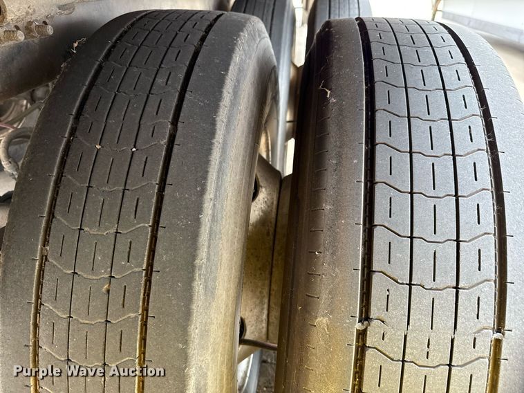 image for item DX5554 2015 Wabash DVCVHPC dry van trailer