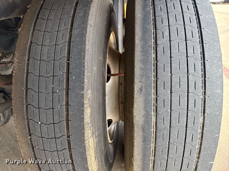 image for item DX5554 2015 Wabash DVCVHPC dry van trailer