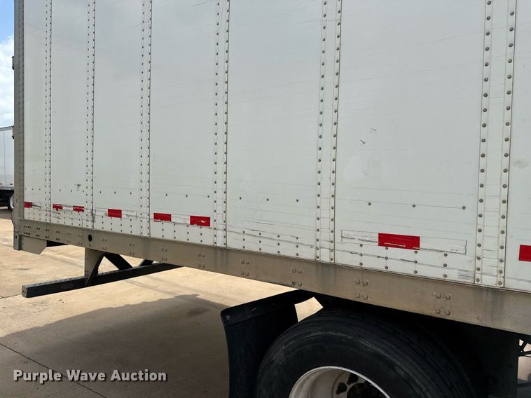 image for item DX5555 2016 Vanguard VXP dry van trailer