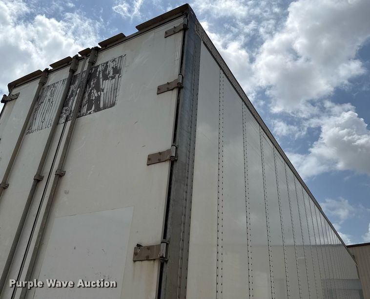 image for item DX5555 2016 Vanguard VXP dry van trailer