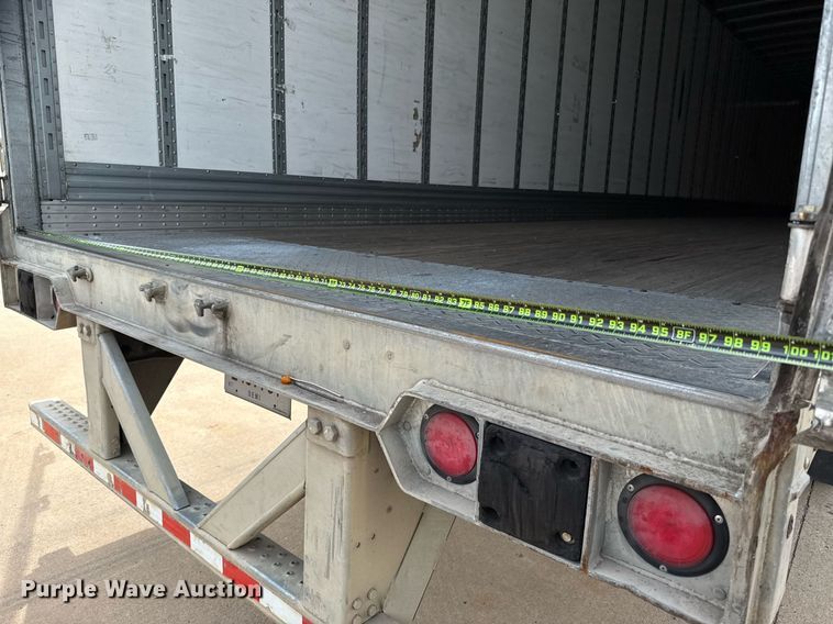 image for item DX5555 2016 Vanguard VXP dry van trailer