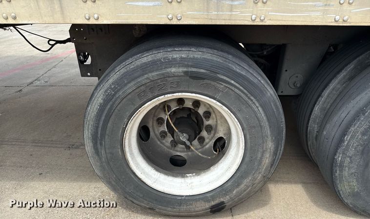 image for item DX5555 2016 Vanguard VXP dry van trailer