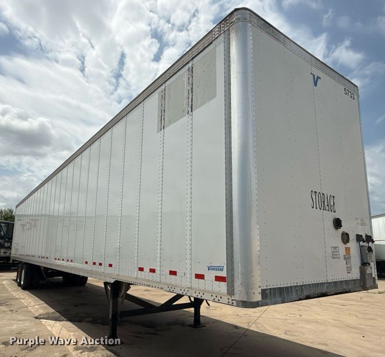 image for item DX5556 2016 Vanguard VXP dry van trailer