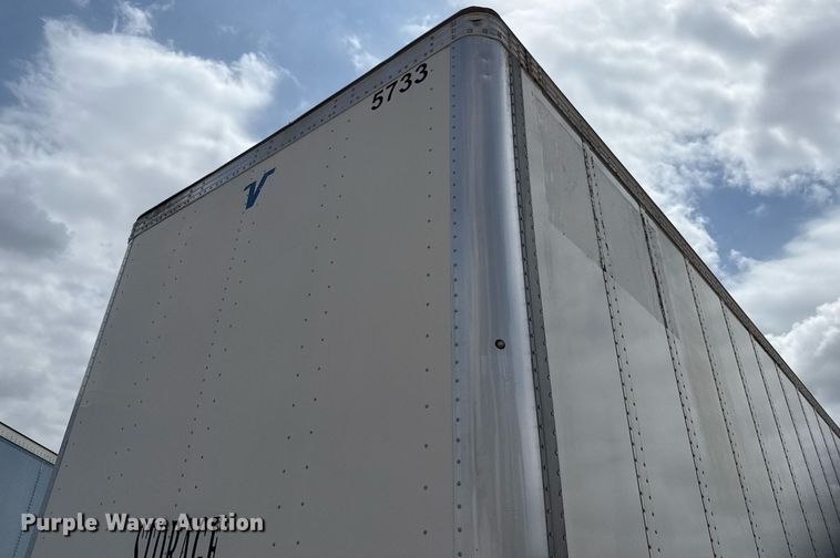image for item DX5556 2016 Vanguard VXP dry van trailer