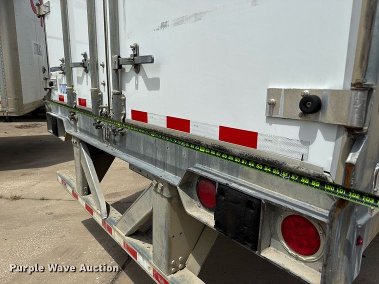 image for item DX5556 2016 Vanguard VXP dry van trailer
