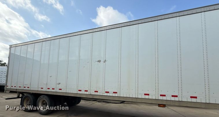 image for item DX5557 2016 Vanguard VXP dry van trailer