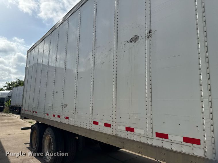 image for item DX5557 2016 Vanguard VXP dry van trailer