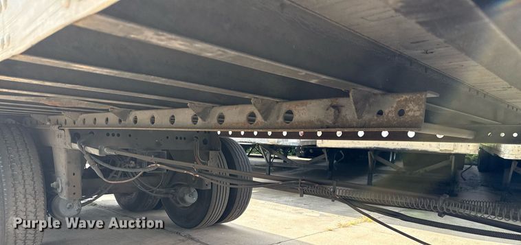 image for item DX5557 2016 Vanguard VXP dry van trailer