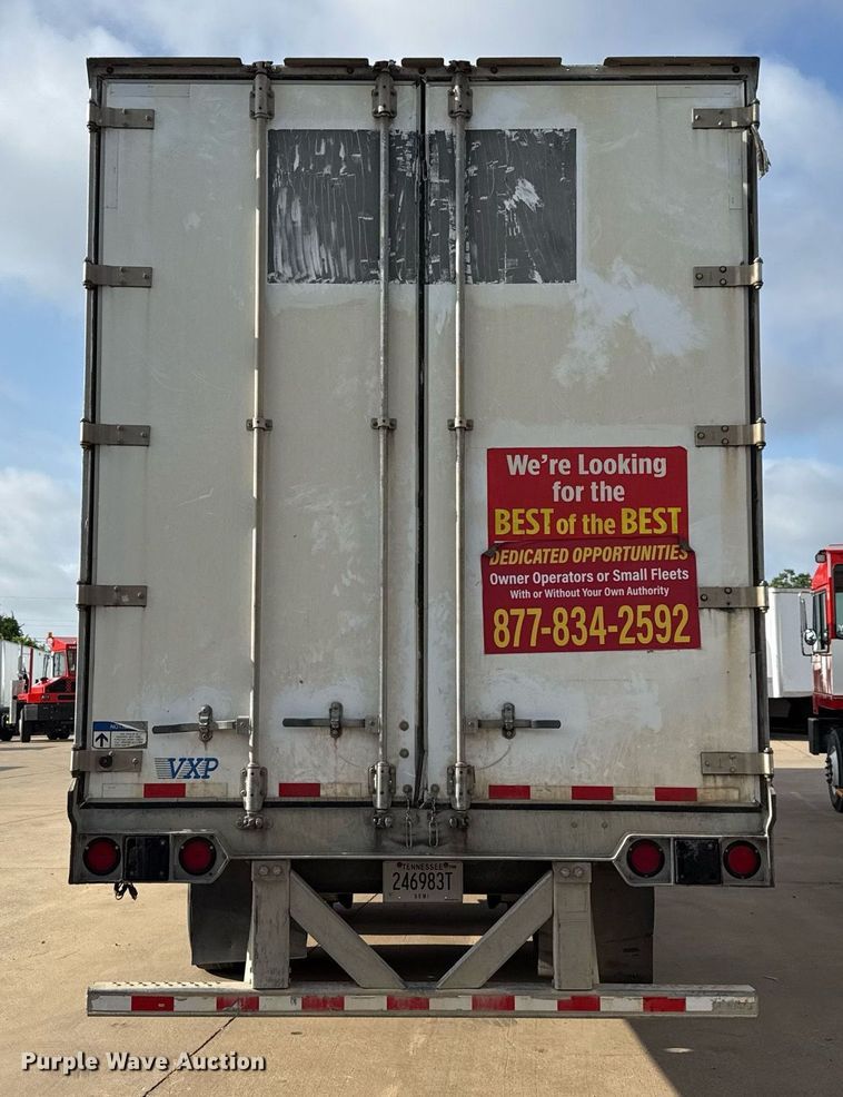 image for item DX5558 2016 Vanguard VXP dry van trailer