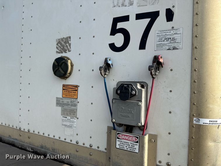 image for item DX5558 2016 Vanguard VXP dry van trailer