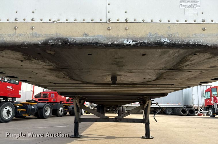 image for item DX5558 2016 Vanguard VXP dry van trailer