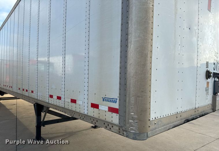 image for item DX5558 2016 Vanguard VXP dry van trailer