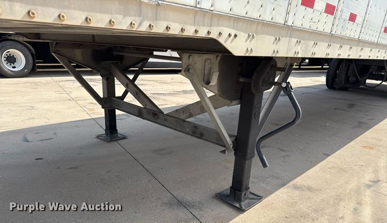 image for item DX5559 2016 Vanguard VXP dry van trailer