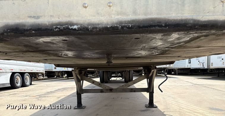 image for item DX5559 2016 Vanguard VXP dry van trailer