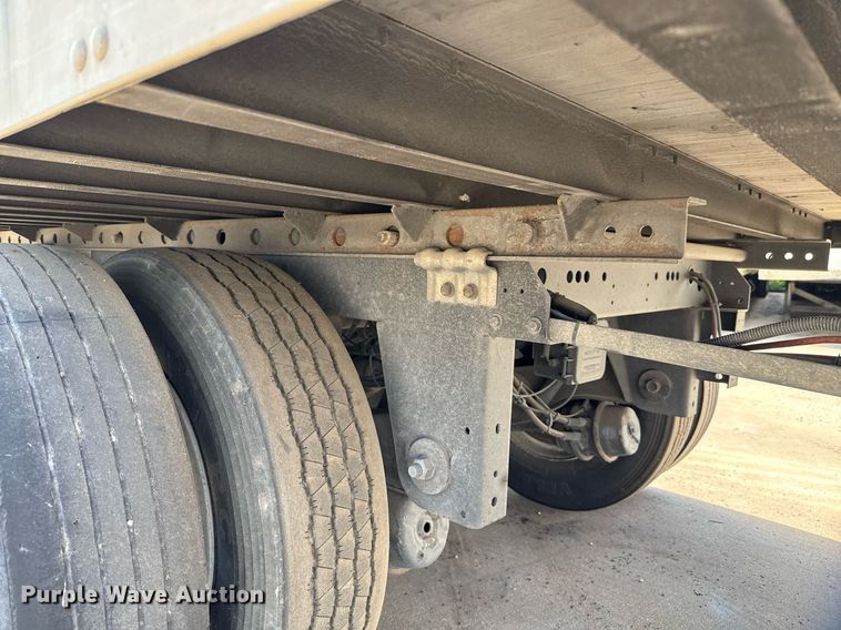 image for item DX5559 2016 Vanguard VXP dry van trailer