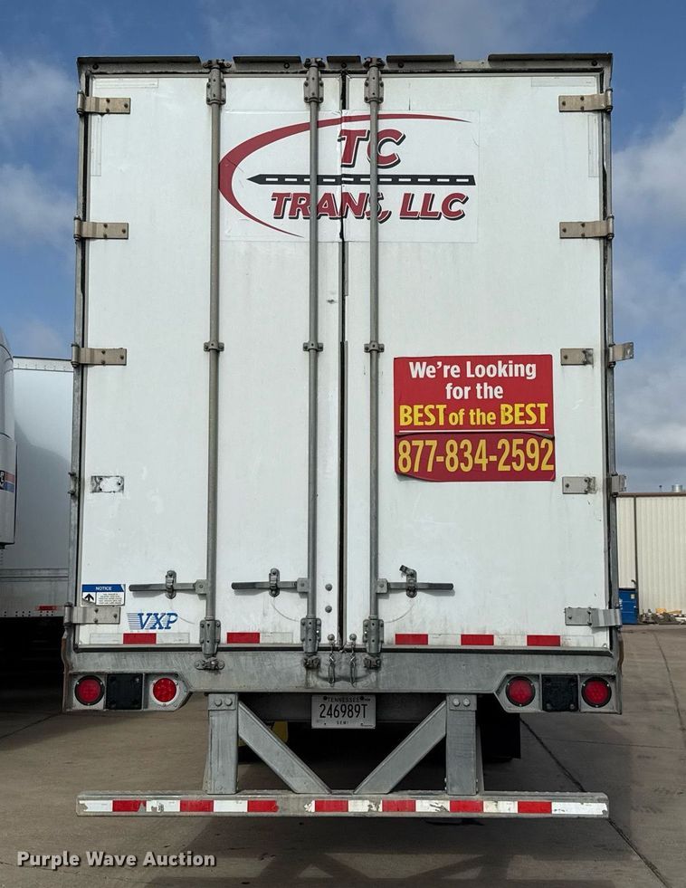 image for item DX5560 2016 Vanguard VXP dry van trailer