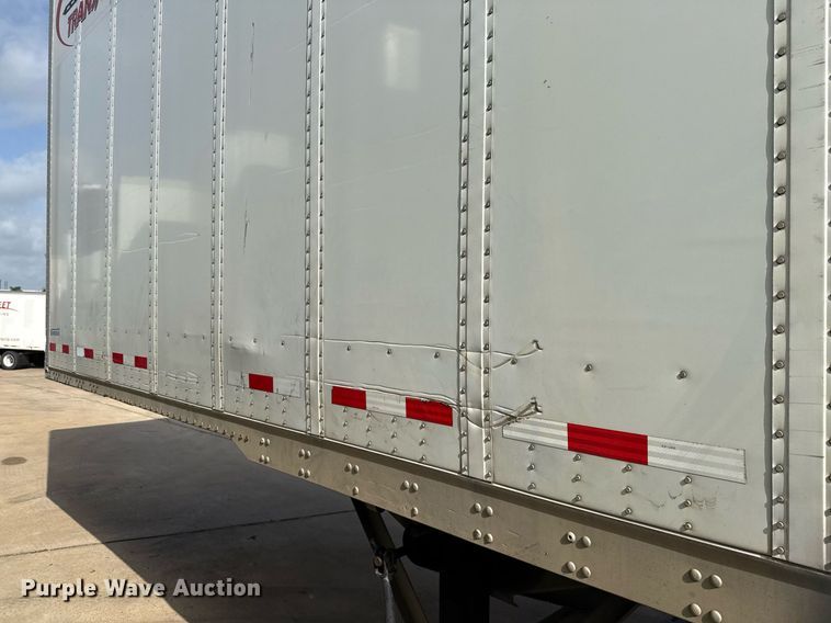 image for item DX5560 2016 Vanguard VXP dry van trailer