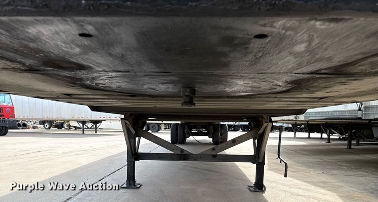 image for item DX5560 2016 Vanguard VXP dry van trailer