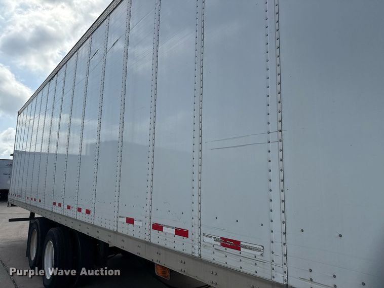 image for item DX5560 2016 Vanguard VXP dry van trailer