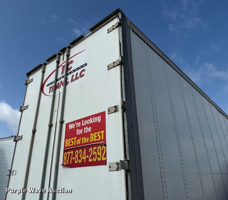 image for item DX5560 2016 Vanguard VXP dry van trailer