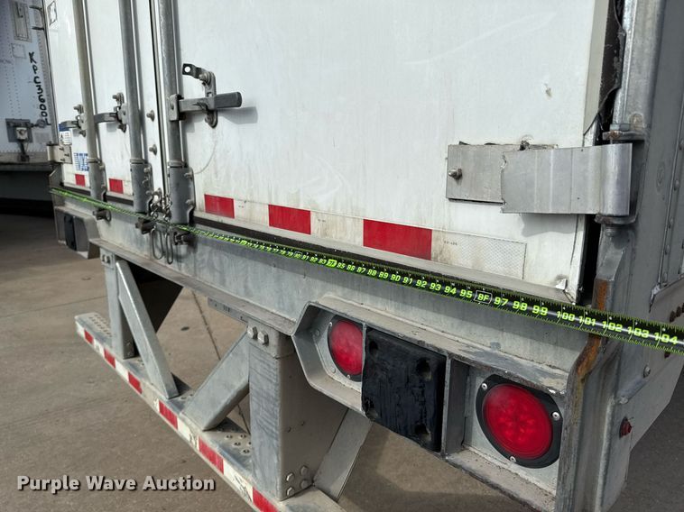 image for item DX5560 2016 Vanguard VXP dry van trailer