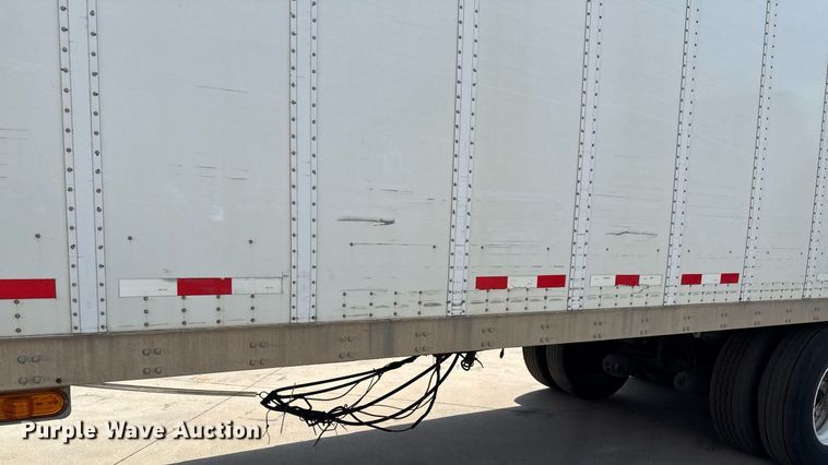 image for item DX5561 2014 Vanguard VXP dry van trailer