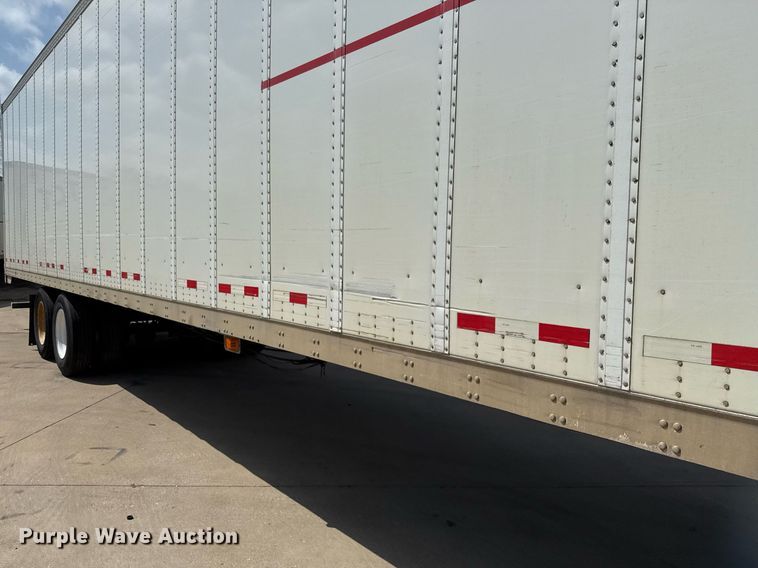 image for item DX5561 2014 Vanguard VXP dry van trailer