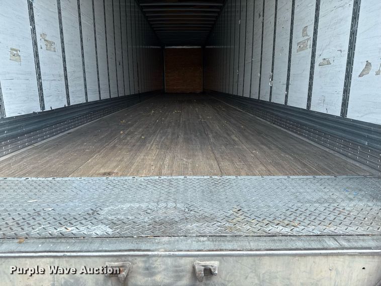 image for item DX5561 2014 Vanguard VXP dry van trailer