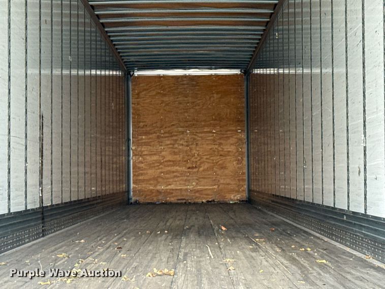 image for item DX5561 2014 Vanguard VXP dry van trailer