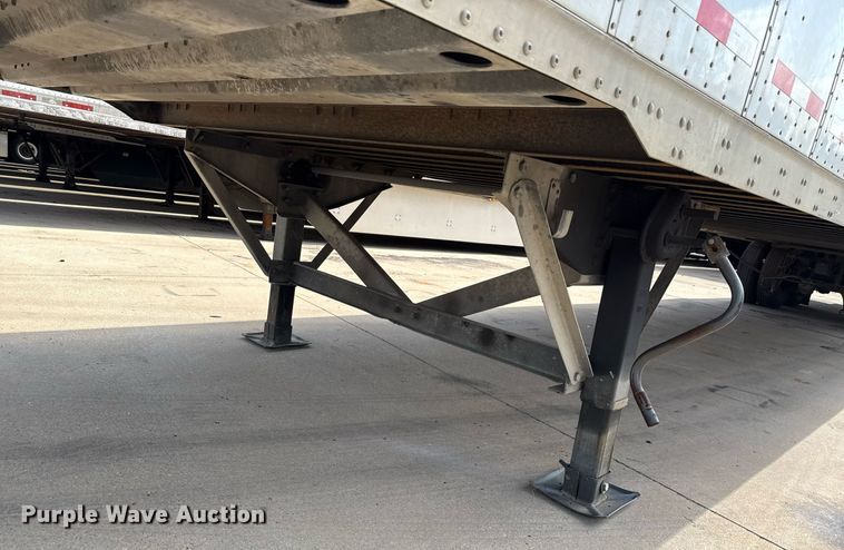 image for item DX5562 2014 Vanguard VXP dry van trailer