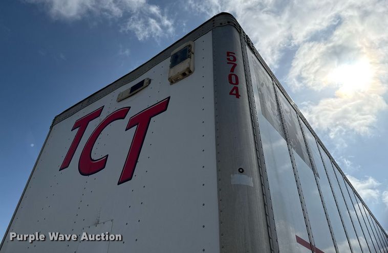 image for item DX5562 2014 Vanguard VXP dry van trailer