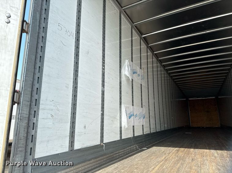 image for item DX5562 2014 Vanguard VXP dry van trailer