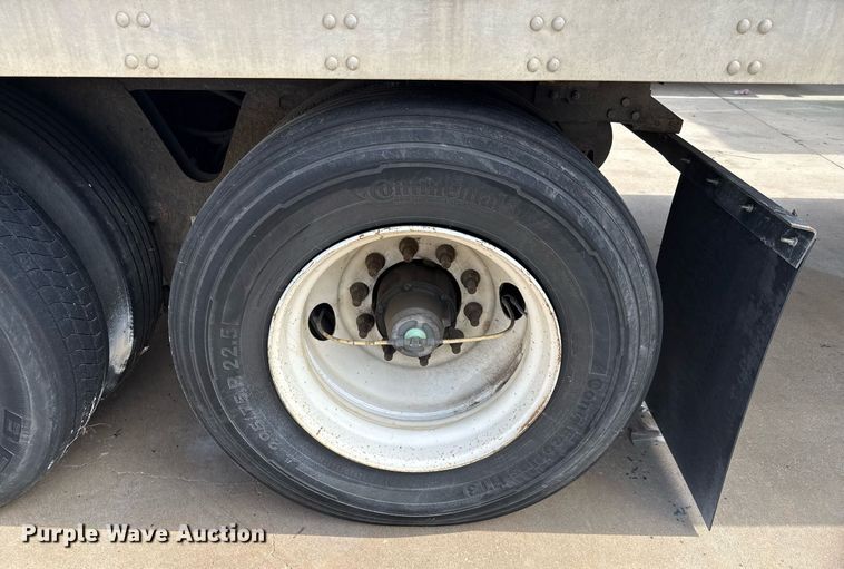 image for item DX5562 2014 Vanguard VXP dry van trailer