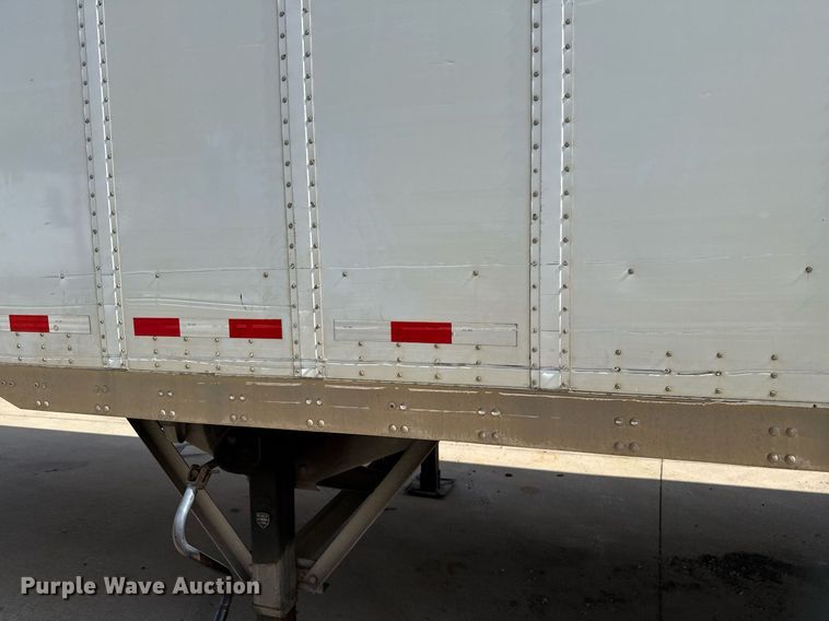 image for item DX5563 2014 Vanguard VXP dry van trailer
