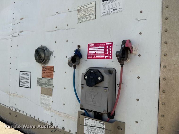 image for item DX5563 2014 Vanguard VXP dry van trailer