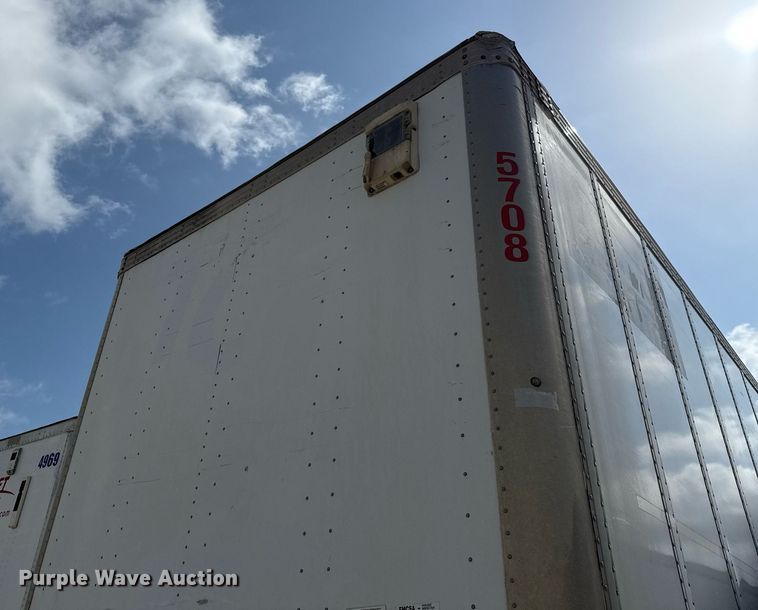 image for item DX5563 2014 Vanguard VXP dry van trailer