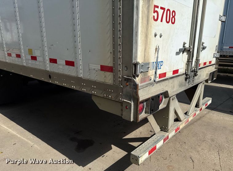 image for item DX5563 2014 Vanguard VXP dry van trailer