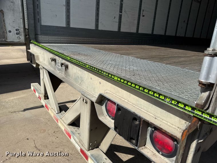 image for item DX5563 2014 Vanguard VXP dry van trailer