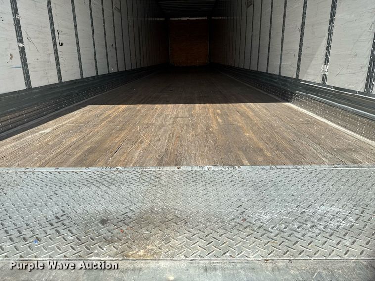 image for item DX5563 2014 Vanguard VXP dry van trailer