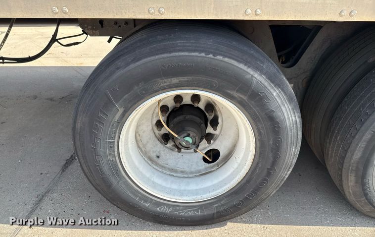 image for item DX5563 2014 Vanguard VXP dry van trailer