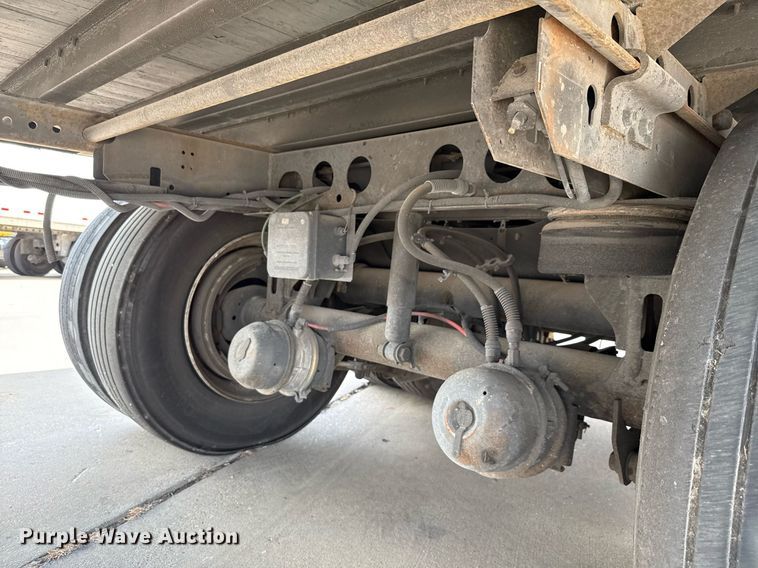 image for item DX5564 2014 Vanguard VXP dry van trailer