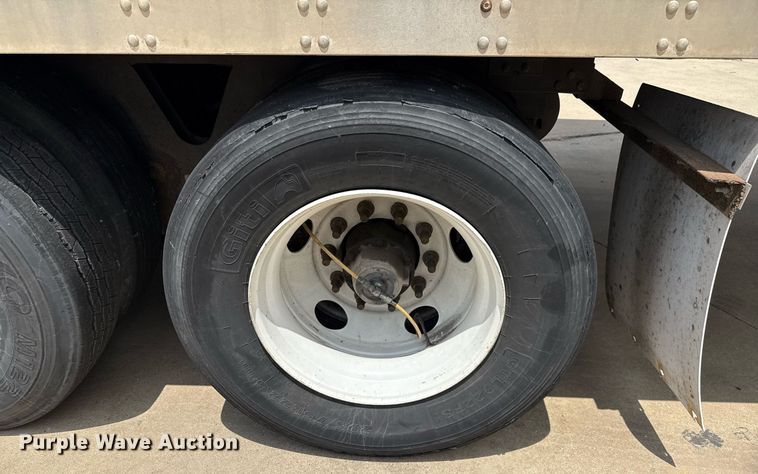 image for item DX5564 2014 Vanguard VXP dry van trailer