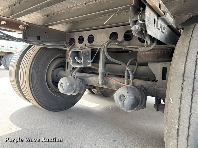 image for item DX5565 2014 Vanguard VXP dry van trailer