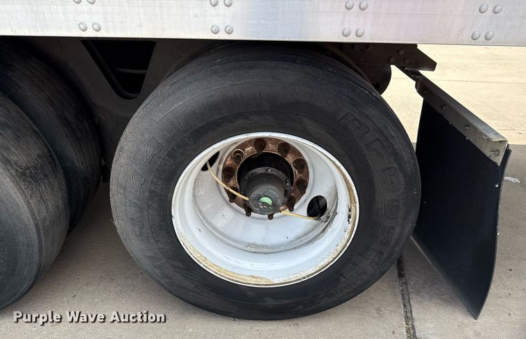 image for item DX5565 2014 Vanguard VXP dry van trailer