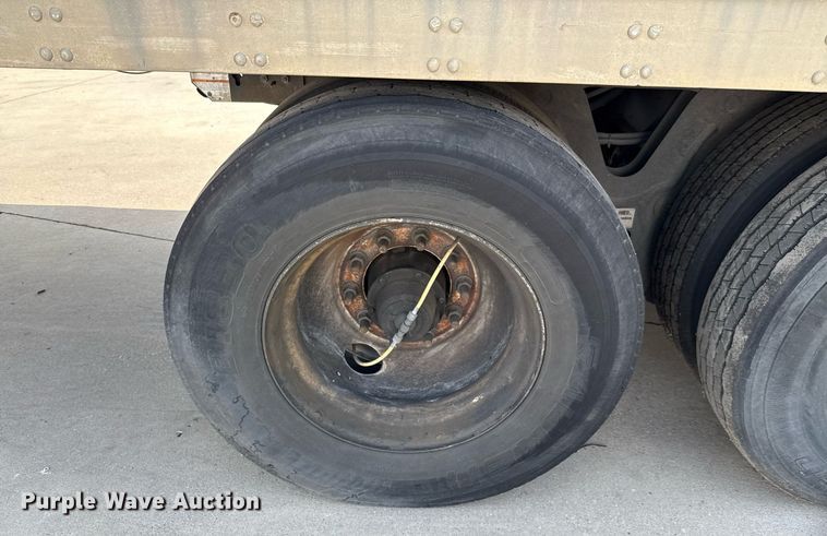 image for item DX5566 2014 Vanguard VXP dry van trailer